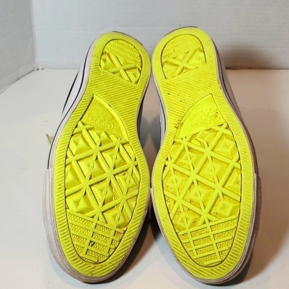 Converse Chuck Taylor All Star Sneakers 7M - Picture 6 of 8